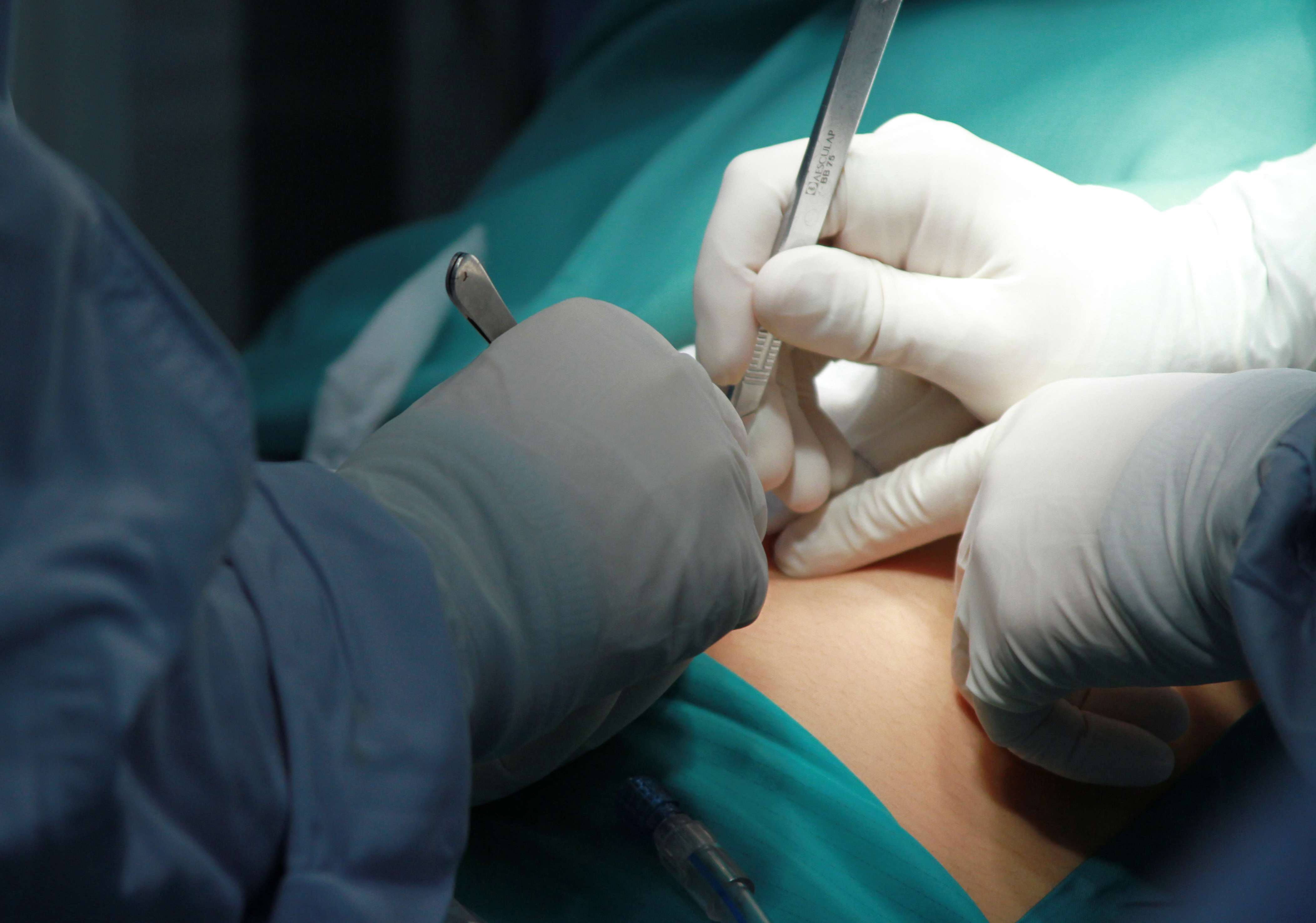 Ley HCUCH - N° 21.621 - Hospital Clínico Universidad de Chile