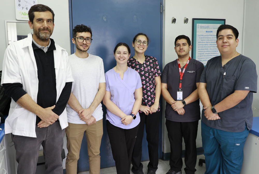 Preguntas, felicitaciones y reclamos - Hospital Clínico Universidad de Chile